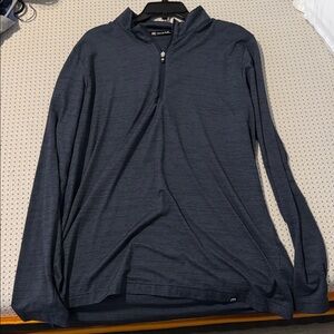 Travis Matthew Pullover - XL
